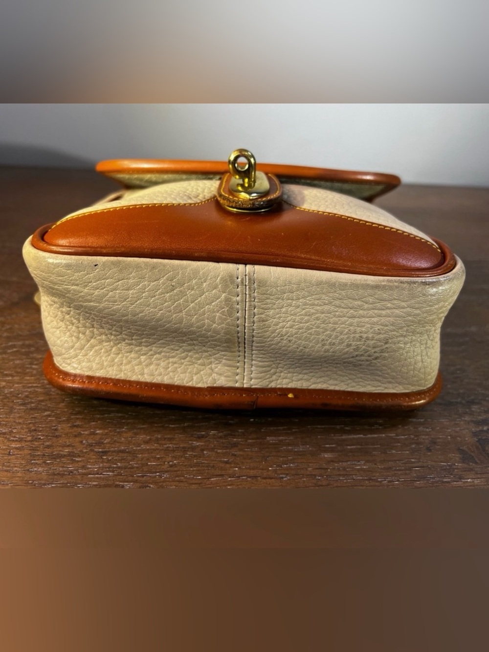 Vintage Dooney & Bourke AWL Square Carrier Crossbody Top Handle Bag USA British - Picture 7 of 16